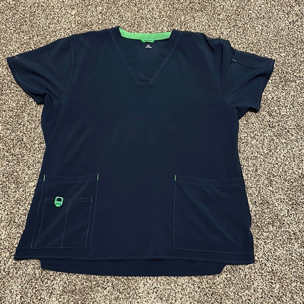 Carhartt scrub top (navy)